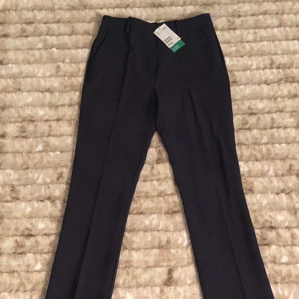 Navy blue crop pants
